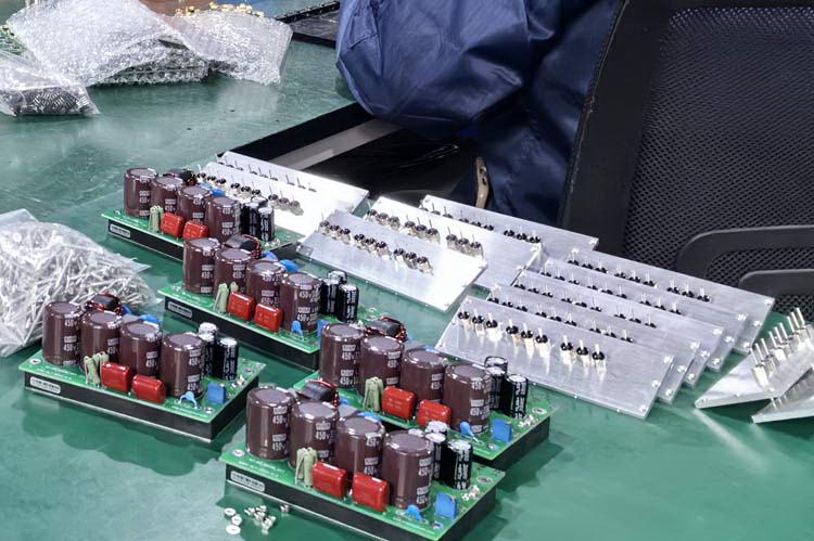 频率干扰仪的用电功耗与哪些因素相关？(图1)