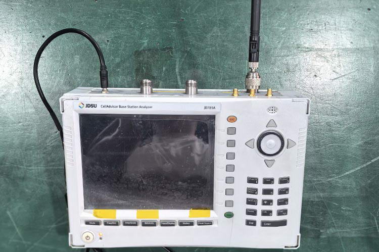 若想查找出隐蔽安装的频率干扰仪需要哪些设备和手段？