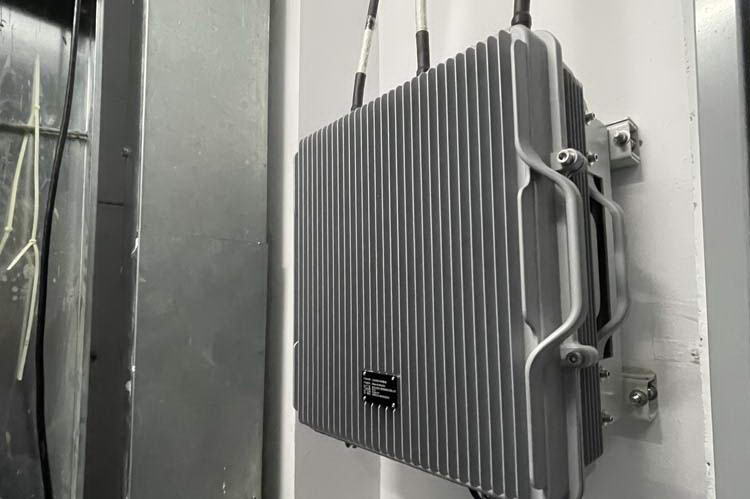 用一台频率干扰仪器能否实现多个会议室的干扰信号覆盖？(图1)