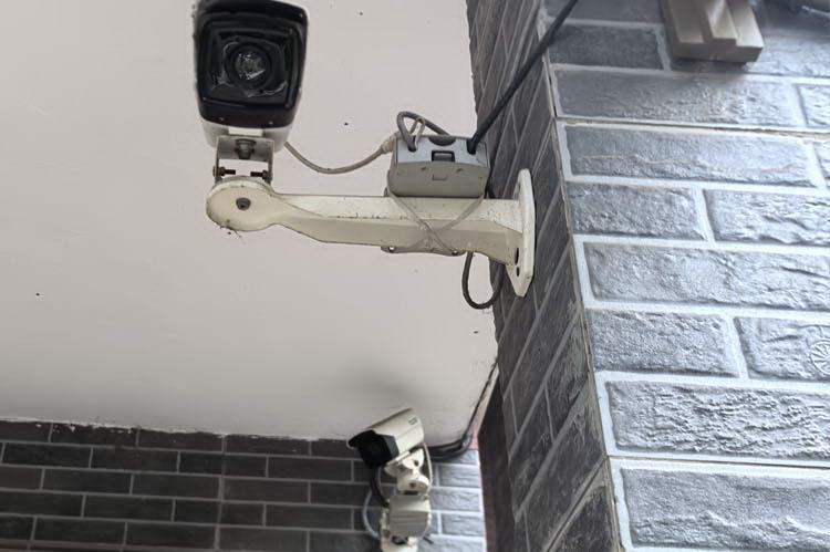 无线频率干扰仪对于有线网络连接的监控有没有作用？